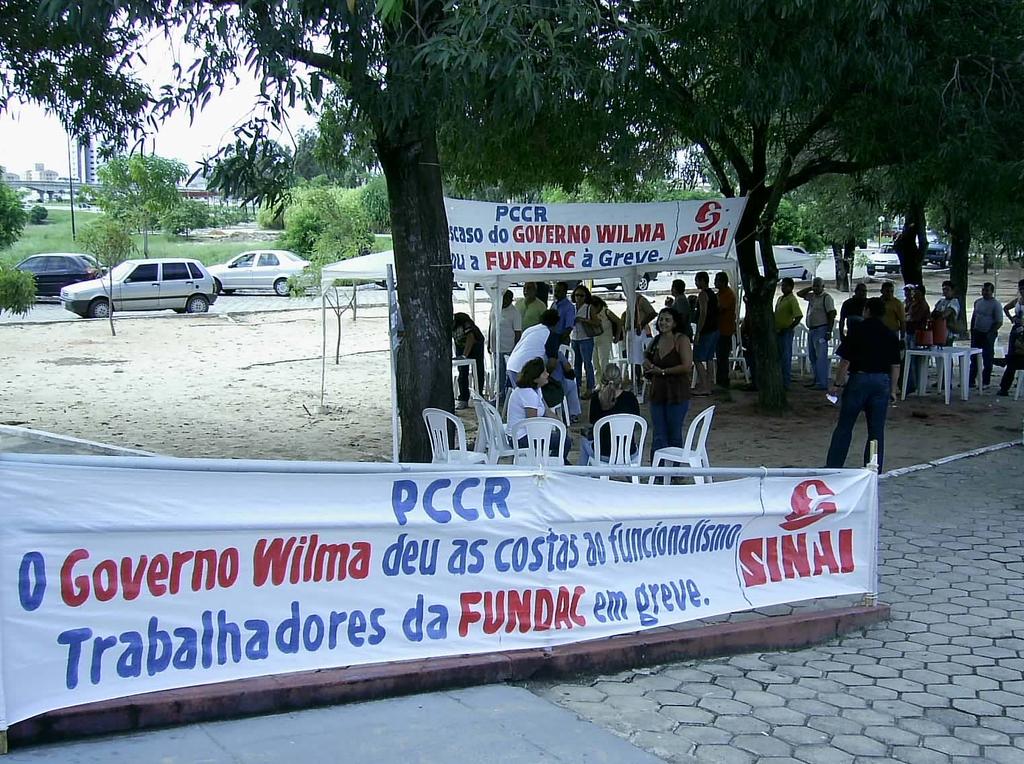 rabalhadores participam de Marcha a Brasília indicato avalia com categoria os rumos no pós-greve inai