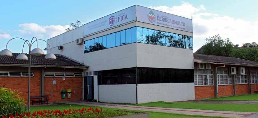 Institucional ESCM Satisfaça sua sede por conhecimento e técnica sobre o consumo e a produção de cerveja com a Escola Superior de Cerveja e Malte (ESCM), a primeira instituição de ensino superior da