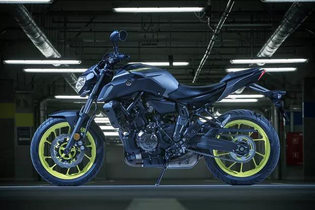 próprio nome sugere. Custom Harley-Davidson Sportster 883 2018 (R$ 44.821) (Foto: divulgação) São genuínas estradeiras.