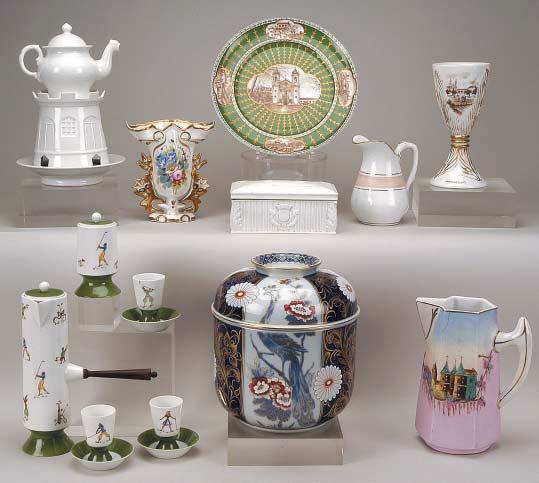 58 60 63 59 62 61 64 58 LAMPARINA TORRE, porcelana, sem decoração, sem poço, marca nº 26 (1881-1921) Dim.