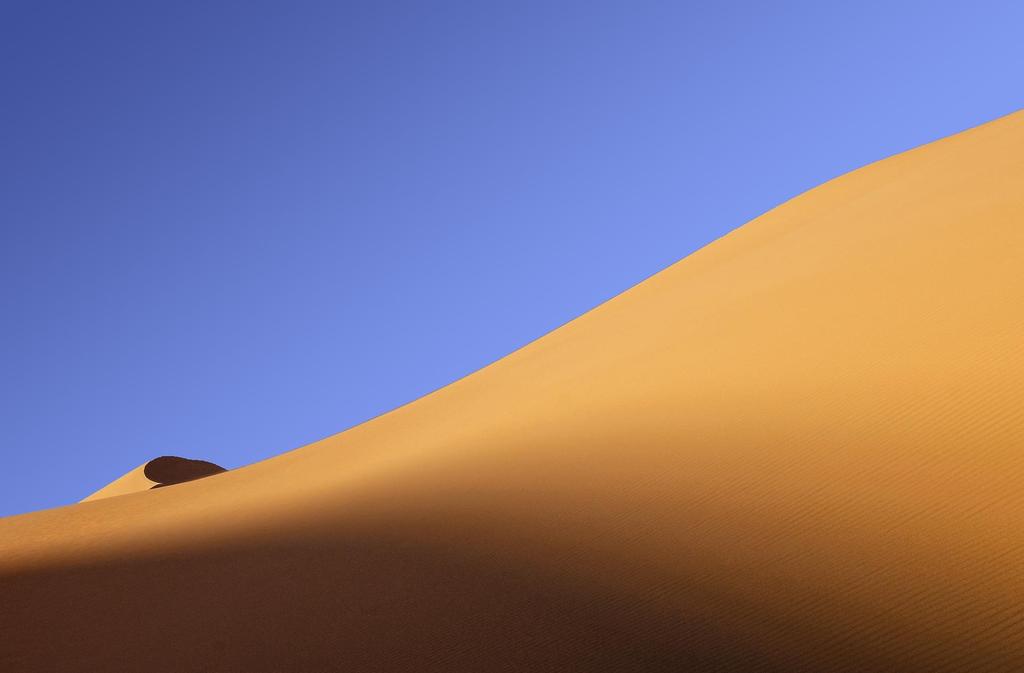 Deserto: escola da autodescoberta Quando Deus quer nos preparar para uma tarefa especial: Midbaar