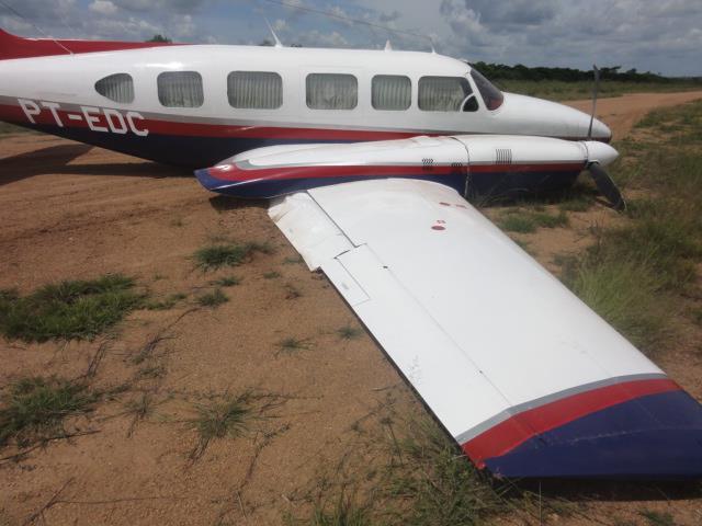 1.1. Histórico do voo A aeronave decolou do Aeródromo de Redenção (SNDC), Redenção, PA, com destino ao Aeródromo de São Félix do Xingu (SNFX), PA, por volta das 13h25min (UTC), a fim de transportar