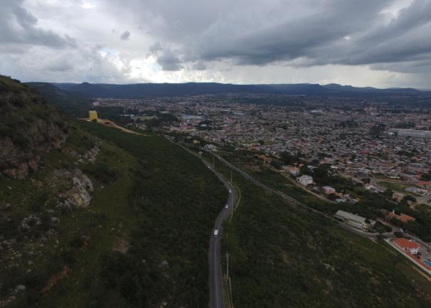 eléctricas, instalação de 75 PTs, 12,500 ligações ao domicílio com