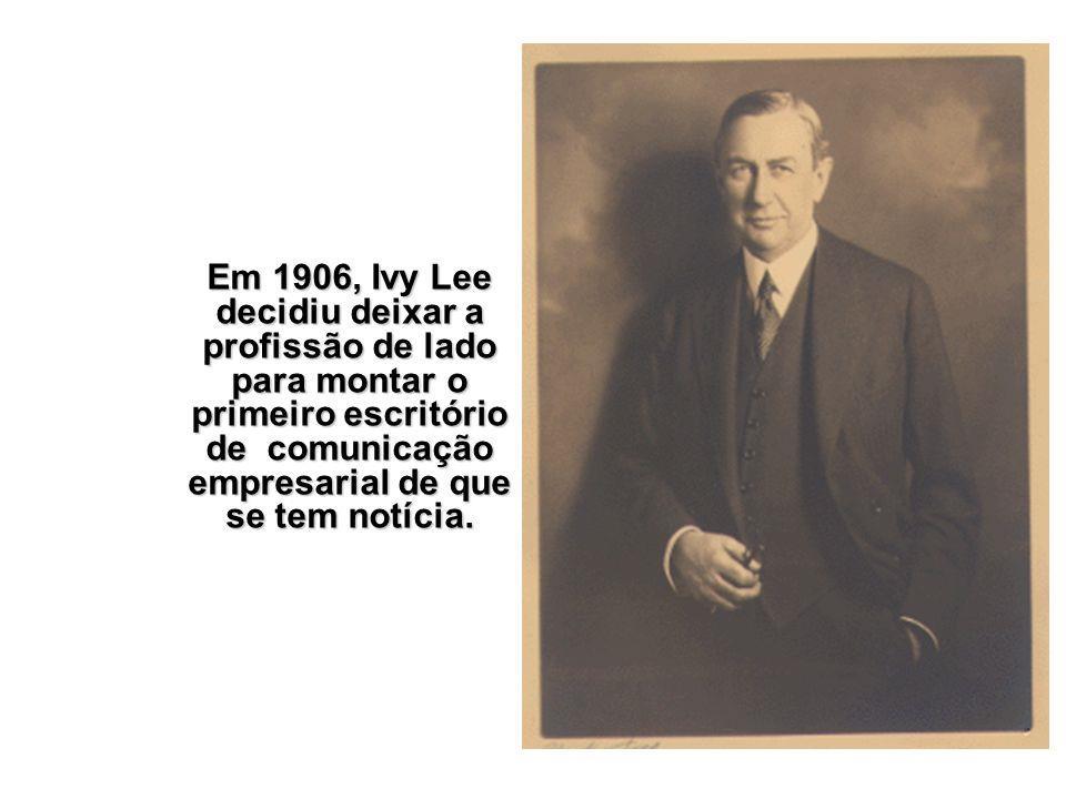 A Comunicação Empresarial surgiu nos Estados Unidos, no início do século XX, precisamente em 1906, ano em que Ivy Lee decidiu abrir o primeiro escritório de Relações Públicas do mundo.