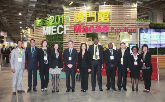 26 A Delegação do Secretariado Permanente do Fórum de Macau participou na Cerimónia