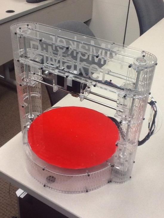 38 Arranjo Polar: impressoras que usam o sistema de coordenadas polar cilíndrica, compostas por uma mesa de impressão