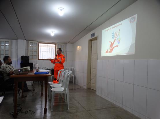 a comunicação do servidor do Iphan Leonardo Barreto de Oliveira intitulada Incêndio em bens culturais protegidos: saberes perdidos.