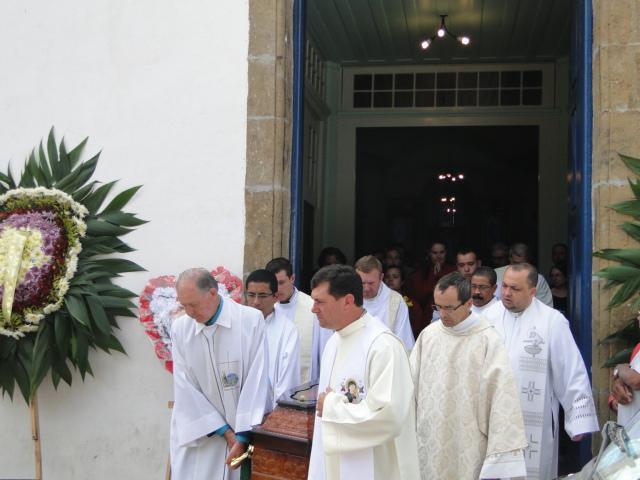 08/04/2015 Falecimento Padre Conrado Felski faleceu no dia 08/04/2015 às 21h08, em sua residência em Lapa - PR.