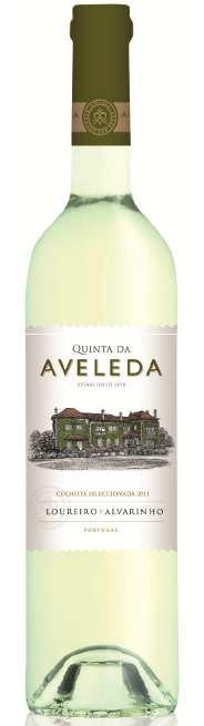 QUINTA DA AVELEDA Tipo: Verde Colheita: 2014 Região: Minho Portugal Castas: Loureiro e Alvarinho Enólogo: Manuel Soares Produtor: Aveleda, S.A. Engarrafado em: 2014 Engarrafado em: N/A Grau alcoólico: 11.