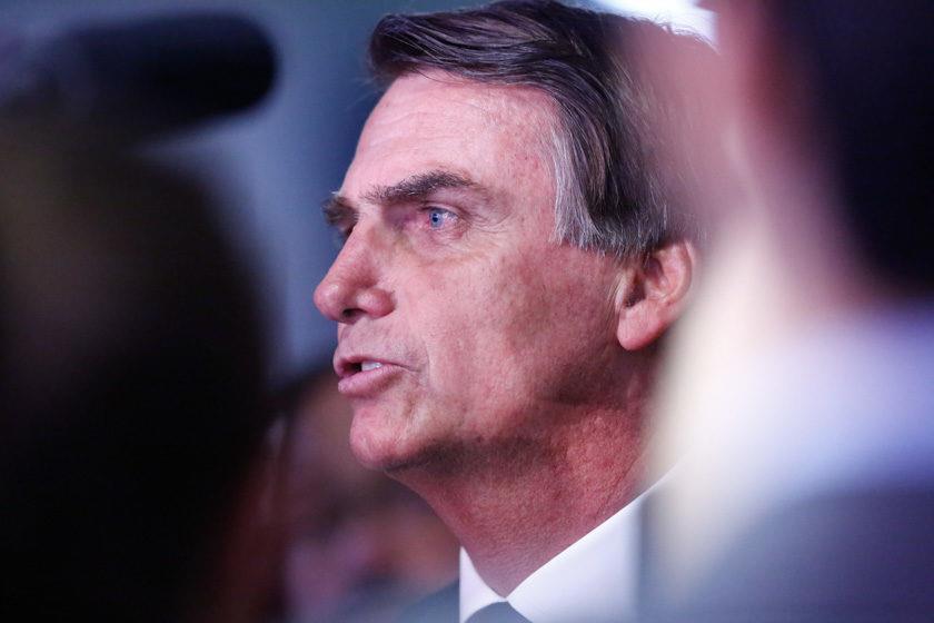 Governo Bolsonaro tem aprovação de 38% e desaprovação de 19%, diz CNT Primeira pesquisa de avaliação da gestão do pesselista mostra desempenho pessoal e aprovação de medidas como a reforma da