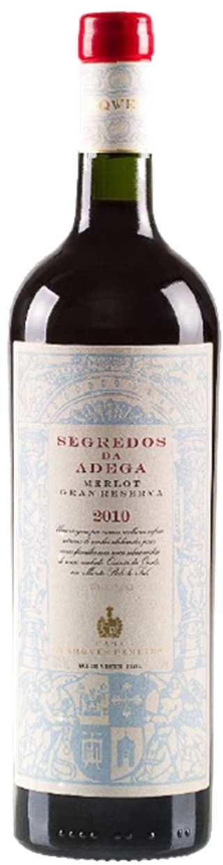 CARACTERÍSTICAS E HARMONIZAÇÕES Segredos da Adega Merlot 2010 Grau: 13 % vol. Castas: Merlot Vinificação: 24 meses em carvalho de primeiro uso.