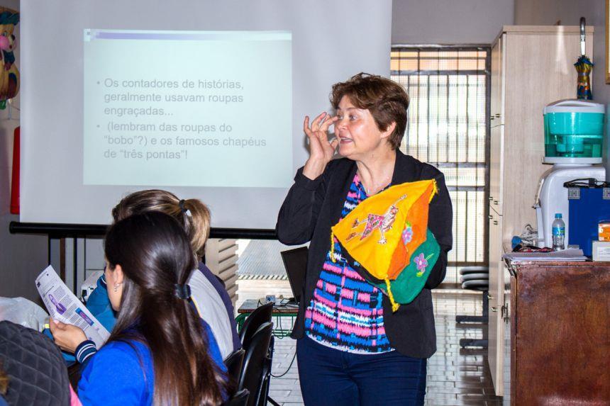 APAE PROMOVE CAPACITAÇÃO PARA PROFESSORES No dia 24/08 a APAE de Ivaí, promoveu capacitação para os professores que atendem a educação infantil, tanto na Escola Padre Arno