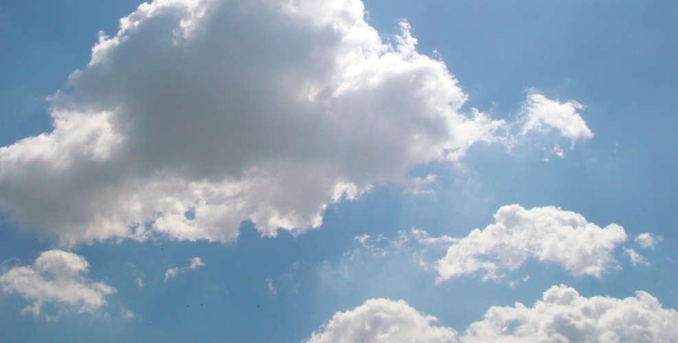 de convecção. São nuvens muito comuns, principalmente nas manhãs de dias de verão com muito calor.