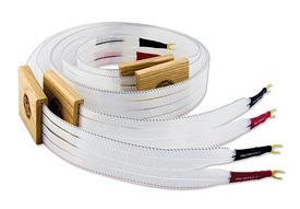 5m pr 7 328,00 Por cada metro adicional por par: 1 525,00 3m pr 8 090,00 Cabos para Colunas - Reference Series VALHALLA 2-2VH* Cabo para colunas, 28x22AWG silver-plated 1.