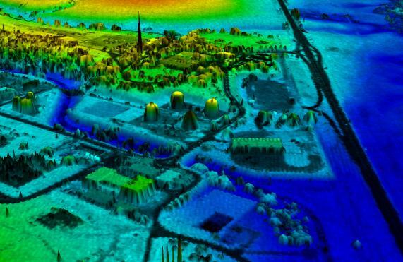 3.1. Características dos Dados Disponíveis No levantamento de 2002, o modelo do sensor LASER utilizado foi o ALTM 2025, da empresa canadense Optech Inc.