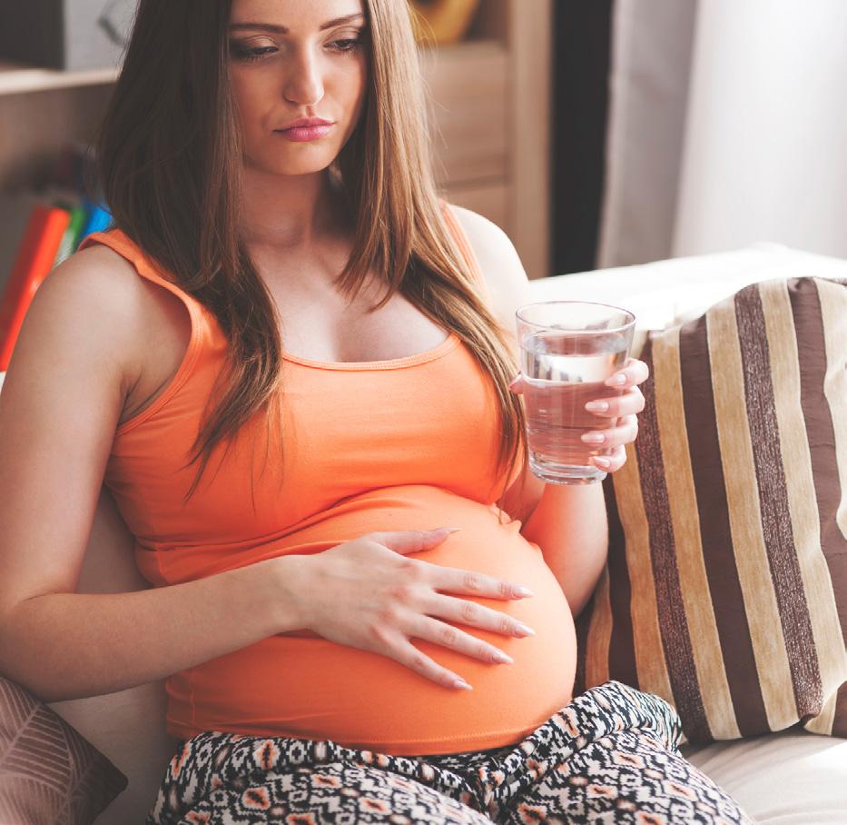 A EXPECTATIVA E SEUS DESAFIOS ENJOO Um dos sintomas mais conhecidos da gravidez, o enjoo afeta 70% das mulheres no primeiro trimestre da gestação.