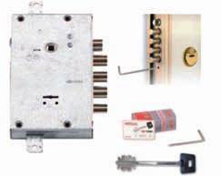 Características: Construído em aço electrozincado de 2mm, fica escorado à parede com 8 garras robustas de aço anti-deslizante devido à sua forma.