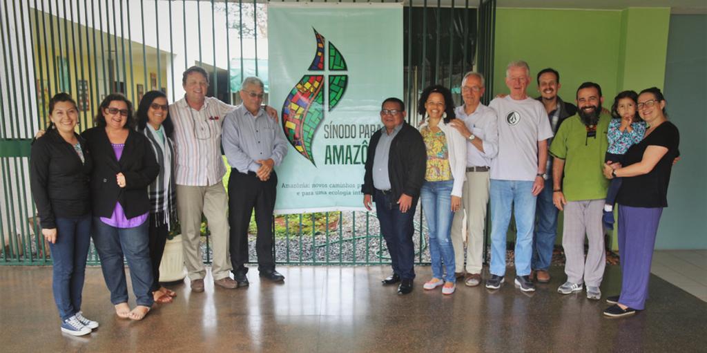 AMAZÔNIA: NOVOS CAMINHOS PARA A IGREJA E PARA UMA ECOLOGIA INTEGRAL Edição nº 08 SÍNODO EM AÇÃO SÍNTESE PRÓ-SÍNODO Entre os dias 11 e 18 de fevereiro, em Brasília/DF, assessores da REPAM e membros do