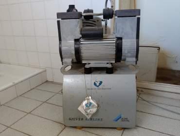 LISTAGEM BENS MÓVEIS LOTE 1 1/10 VERBA 1 Equipamento Médico 2 Raios X de braço, da marca KODAK, modelo 2100 TROPHY, com comando avariados, um raio