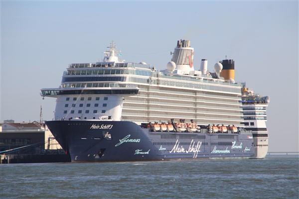 295,0 m PAX 2 552 Operador Tui Cruises Agente