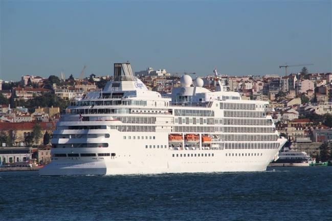 155,8 m PAX 296 Operador Silversea Cruises Agente Garland Navegação Navio