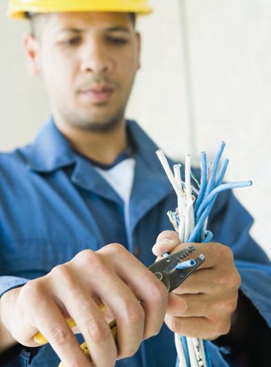 Confie no seu eletricista para proteger sua casa. A segurança é um assunto sério - e também pode ser muito técnico.