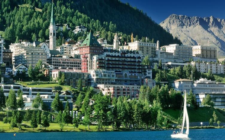 Moritz (270kms). Chegada e hospedagem em St. Moritz. 09 de setembro de 2020 Quarta-feira ST. MORITZ, SUIÇA Café da manhã no hotel. Dia livre. Hospedagem e meia pensão em St. Moritz. 10 de setembro de 2020 Quinta-feira ST.