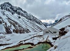 EMBALSE EL YESO + TERMAS COLINAS Para quem viaja ao Chile, não conhecer as bacias termais, entre