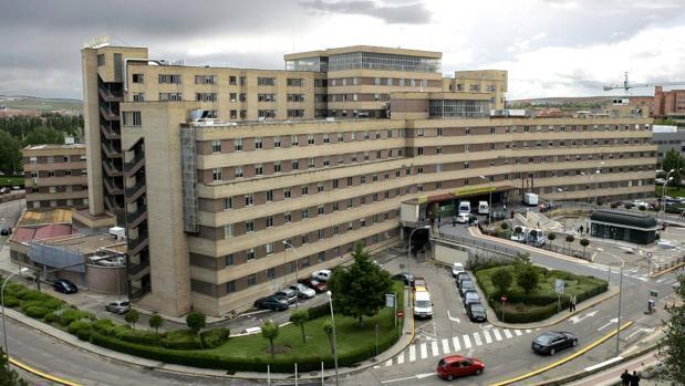 Memoria de Prácticas en Farmacia Hospitalaria Béjar, Centro Hospitalario los Montalvos y Centro de Especialidades de Ciudad Rodrigo. El CAUSA cuenta con 4.