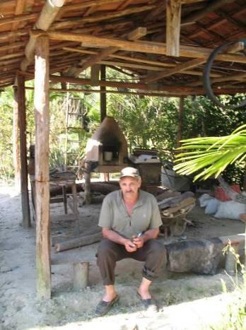 Barro Branco e Ouro Fino, localizados na margem direita do rio das Almas.