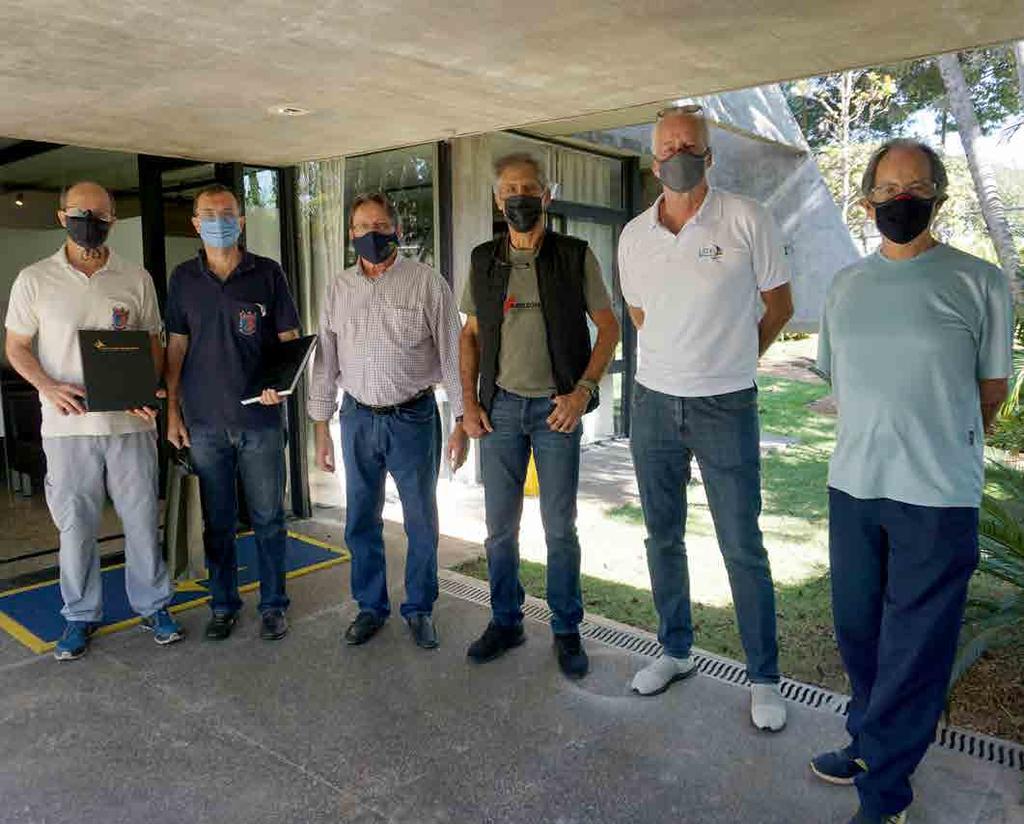 momentos de integração entre as equipes. Retomamos os trabalhos recentemente e estou muito orgulhoso do que estamos conquistando.