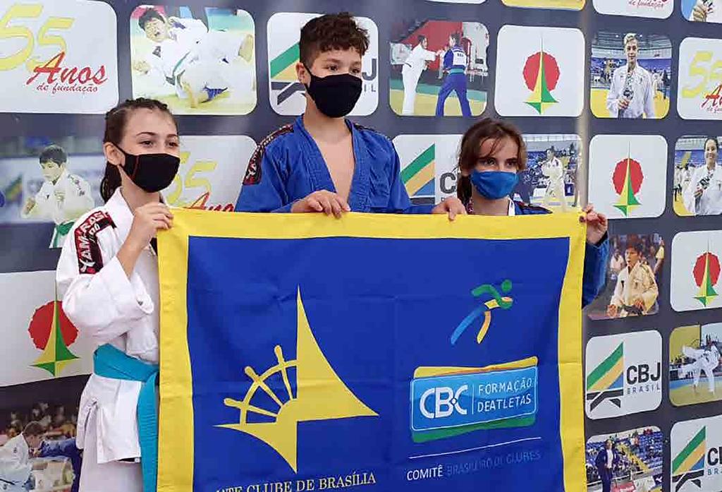 SUB 13 FEMININO 1º Luana Ceresa Neves Ligeiro 3º Vitória Lameiro da Costa Reis Meio médio SUB 13 MASCULINO 3º Tiago Amaral Bayma Pesado SUB 15 MASCULINO 3º Gustavo Amaral Bayma Meio médio SUB 18