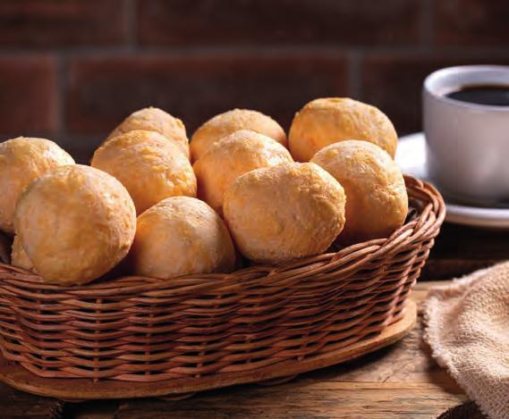 Pão de Queijo 1 kg de Mistura para Pão de Queijo Bonasse 400 g de queijo ralado meia cura ou outro de sua preferência 400 g de ovos (± 8 unidades) 400 g de água 1.