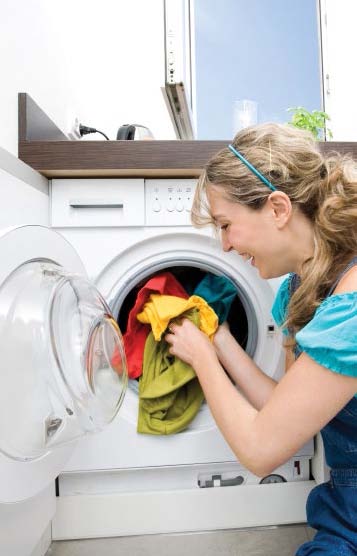 A maior parte da energia que uma máquina de lavar roupa consome, entre 40% e 90% (dependendo da temperatura de lavagem), é utilizada para aquecer a água, pelo que é recomedável que recorra a