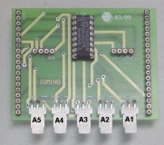 o pino 0 do mesmo port multiplexado em 8 entradas correspondentes aos pinos EA0 a EA7. Frente Fig. 4.12 - Placa de interface analógica 4.3.