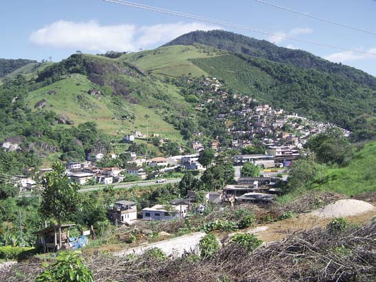 32 I Uma história holandesa no Brasil Rio Novo do Sul No ano de 2000, Rio Novo do Sul é uma simpática e animada cidadezinha com 12.