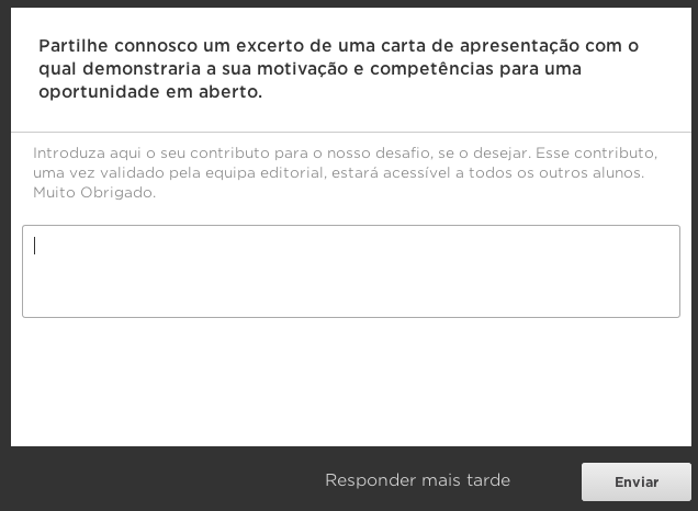 Poderá, também, selecionar o modo de ecrã inteiro () e tirar e guardar apontamentos (5). Se desejar poderá adicionar legendas ao vídeo (6) (ainda não disponível para todos os cursos).