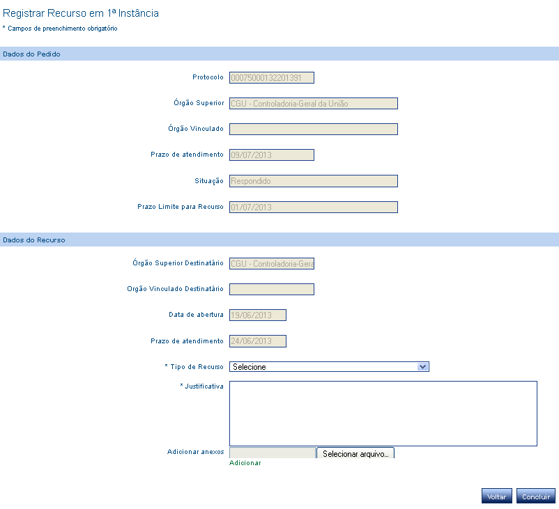 Recurso em 1ª instância A tela para registro de recursos ao chefe hierárquico apresenta os dados do seu pedido e um formulário.