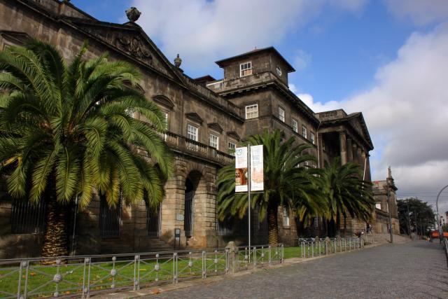 companhia - visita à Igreja, à Torre e ao Centro de Exposições dos Clérigos. N.