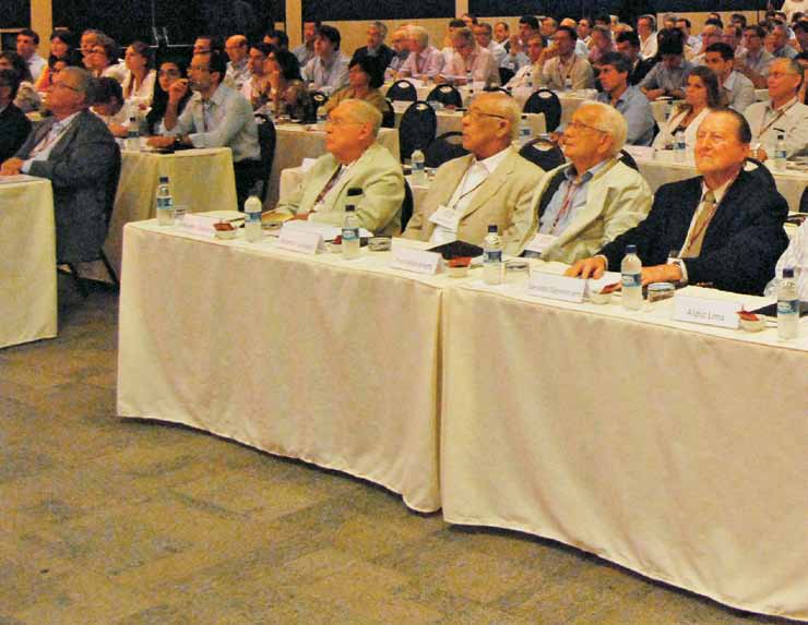 Os líderes e su organização Reunião Anual 2011 destaca a integração de pessoas à Cultura da Organização e a busca permanente de maior produtividade texto José Enrique Barreiro fotos Beg Figueiredo É