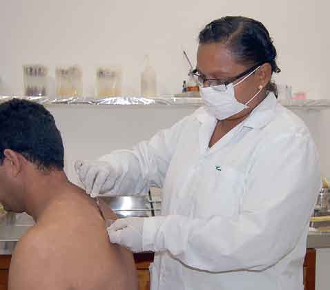 jorge saldanha 12 O número de pacientes atendidos pelo laboratório vem crescendo nos últimos três anos.