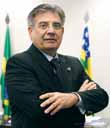 NOTAS INDUSTRIAIS FCO contrata R$ 865 milhões no semestre O Fundo Constitucional de Financiamento do Centro Oeste (FCO) firmou em Goiás, no primeiro semestre deste ano, 17.