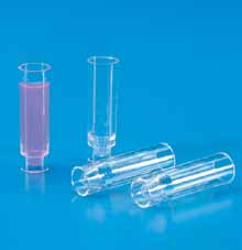 Paredes robustas para reducir la pérdida de disolventes. Tapón de rosca de especial para un cierre hermético ( 933). Se proporcionan viales de 4 ml de capacidad provistos de tapones con rosca ( 934).