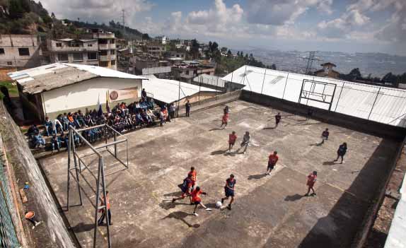 7 Critérios de seleção O Football for Hope apoia programas que: sejam desenvolvidos por entidades