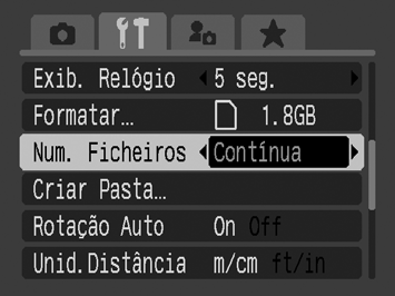 216 Repor a Numeração dos Ficheiros A câmara atribui automaticamente números aos ficheiros de imagem. Pode seleccionar a forma como é atribuído o número ao ficheiro. Contínua Reinic.