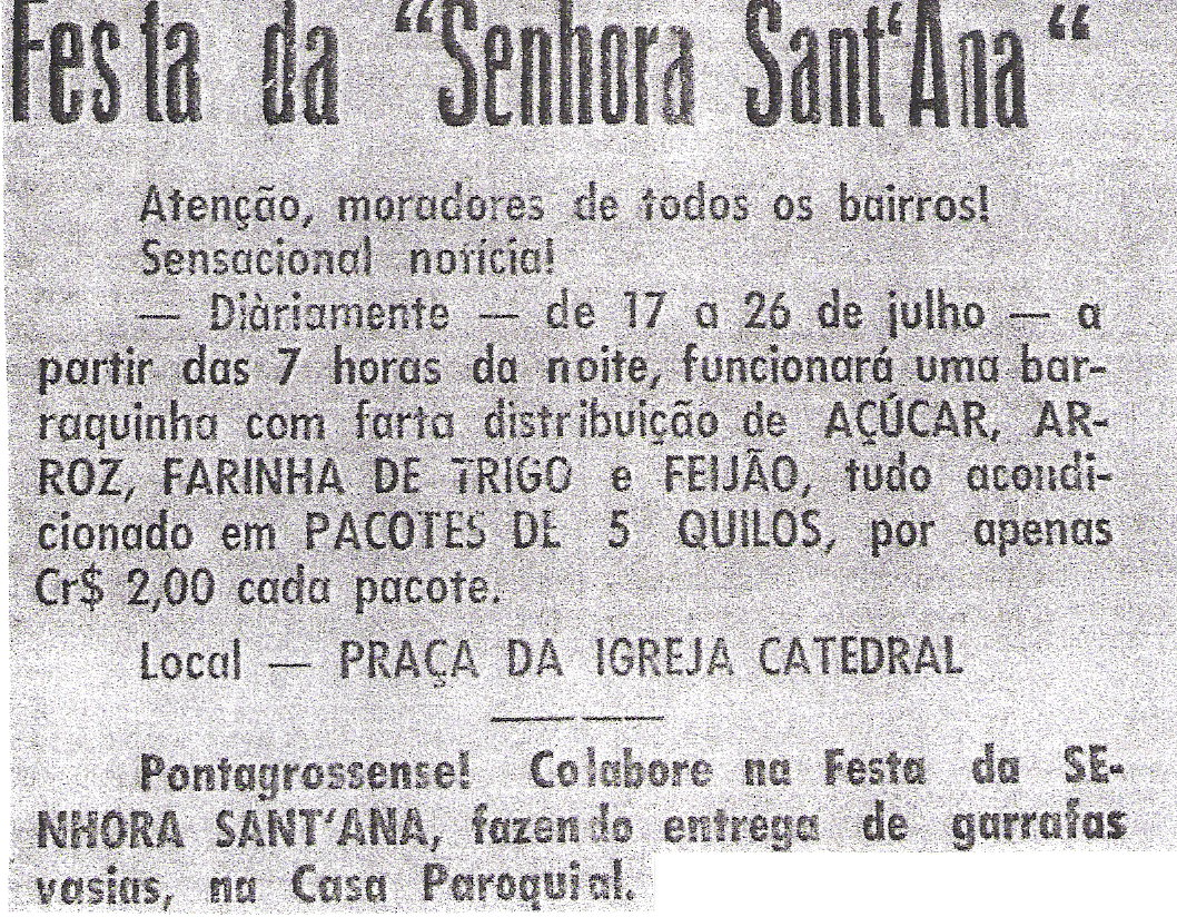 155 No ano de 1951, após todas as novenas, os ponta-grossenses puderam ter acesso a outra forma de atração, denominada de Cinema ao ar livre quando foram projetados episódios do seriado Cachorro Lobo