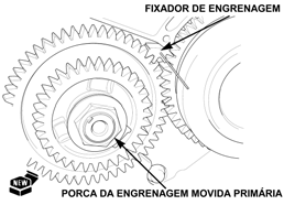 Instale a engrengem de acionamento da bomba de óleo e a carcaça