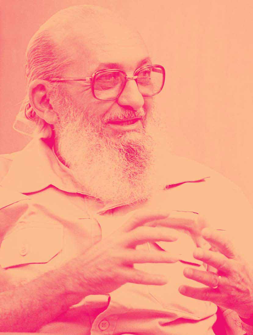1. Paulo Freire Não sou apenas objeto da História mas seu sujeito igualmente. No mundo da História, da cultura, da política, constato não para me adaptar mas para mudar.