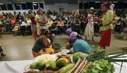 Pacto Informativo da Secretaria de MOBILIZAÇÃO SOCIAL 8 CONFERÊNCIA DE SEGURANÇA ALIMENTAR REÚNE MAIS DE MIL PARTICIPANTES Construir compromissos para efetivar o direito humano à alimentação adequada