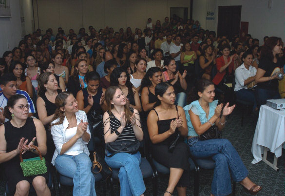 Por isso, sempre que quiser entre em contato com o Serviço de Atendimento, através da ferramenta fale conosco. É só clicar e mandar seu recado.